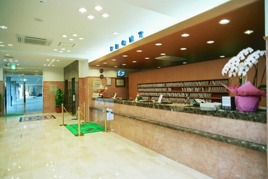 Toyoko Inn Tokyo Monzen-Nakacho Eitaibashi Exterior photo