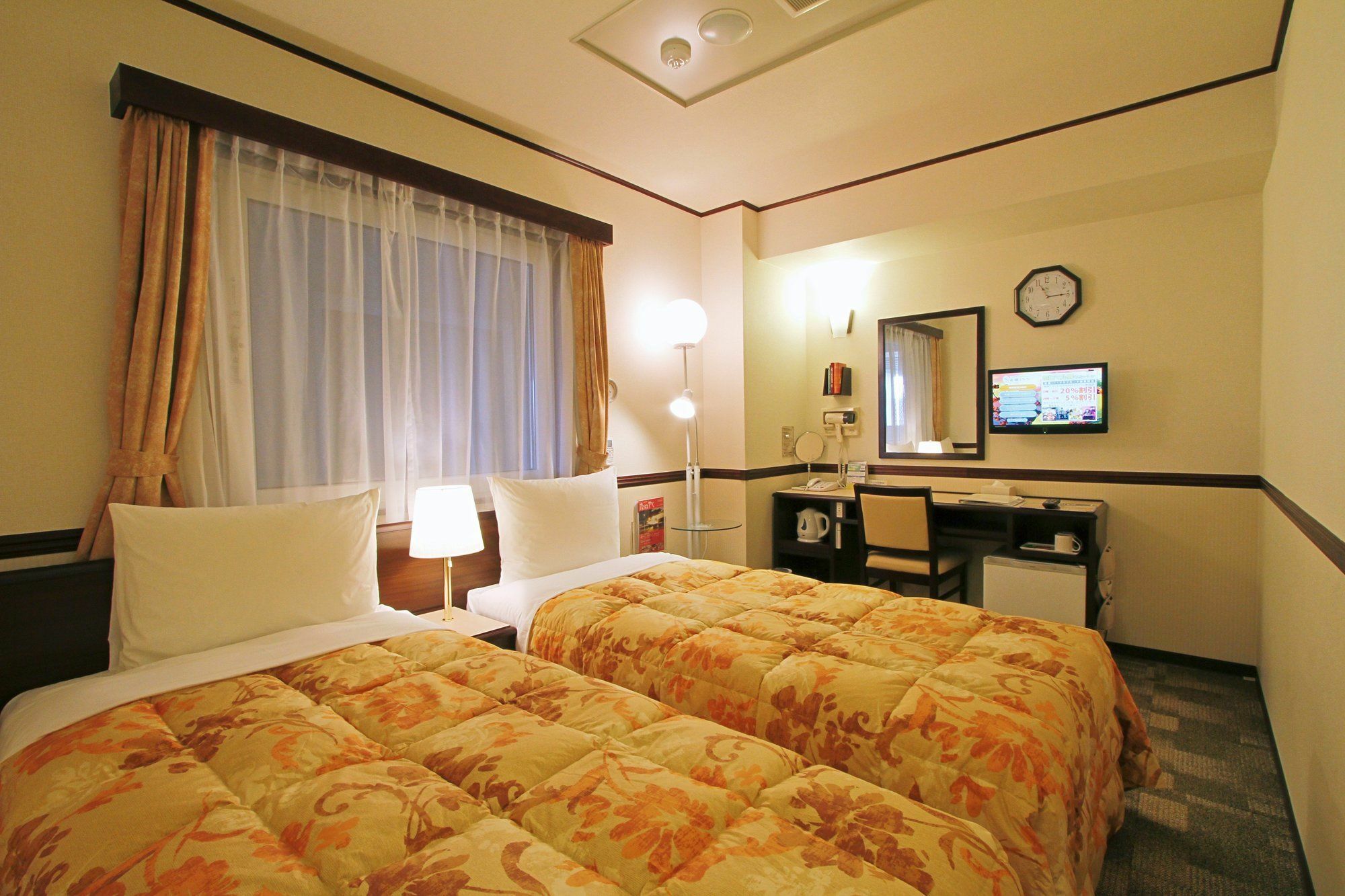 Toyoko Inn Tokyo Monzen-Nakacho Eitaibashi Exterior photo