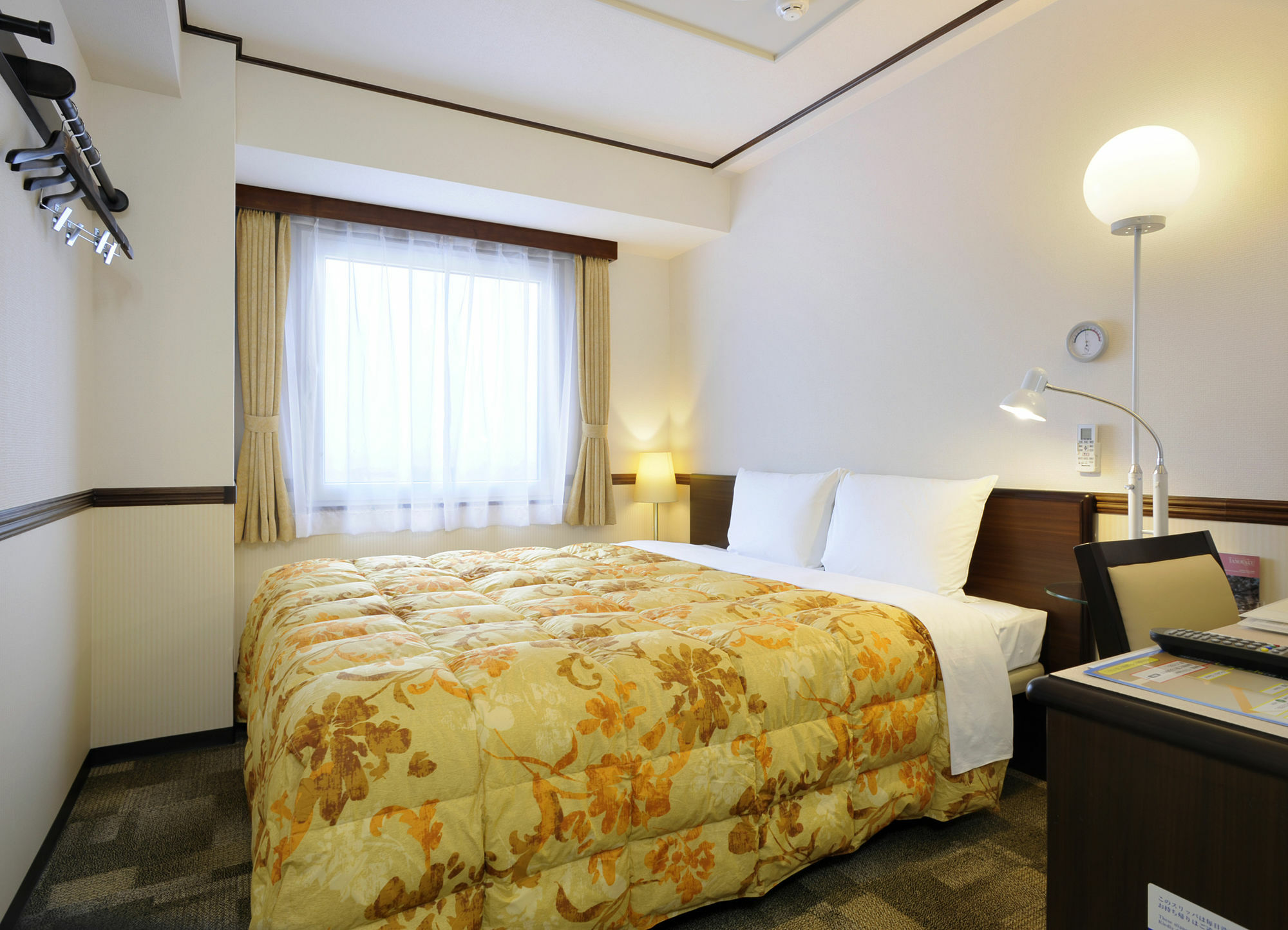 Toyoko Inn Tokyo Monzen-Nakacho Eitaibashi Exterior photo